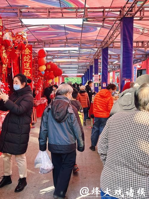 打造特色年味消费场景 抖音生活服务助力北京、南京等多城新春经济升温 打造特色年味消费场景 抖音生活服务助力北京、南京等多城新春经济升温